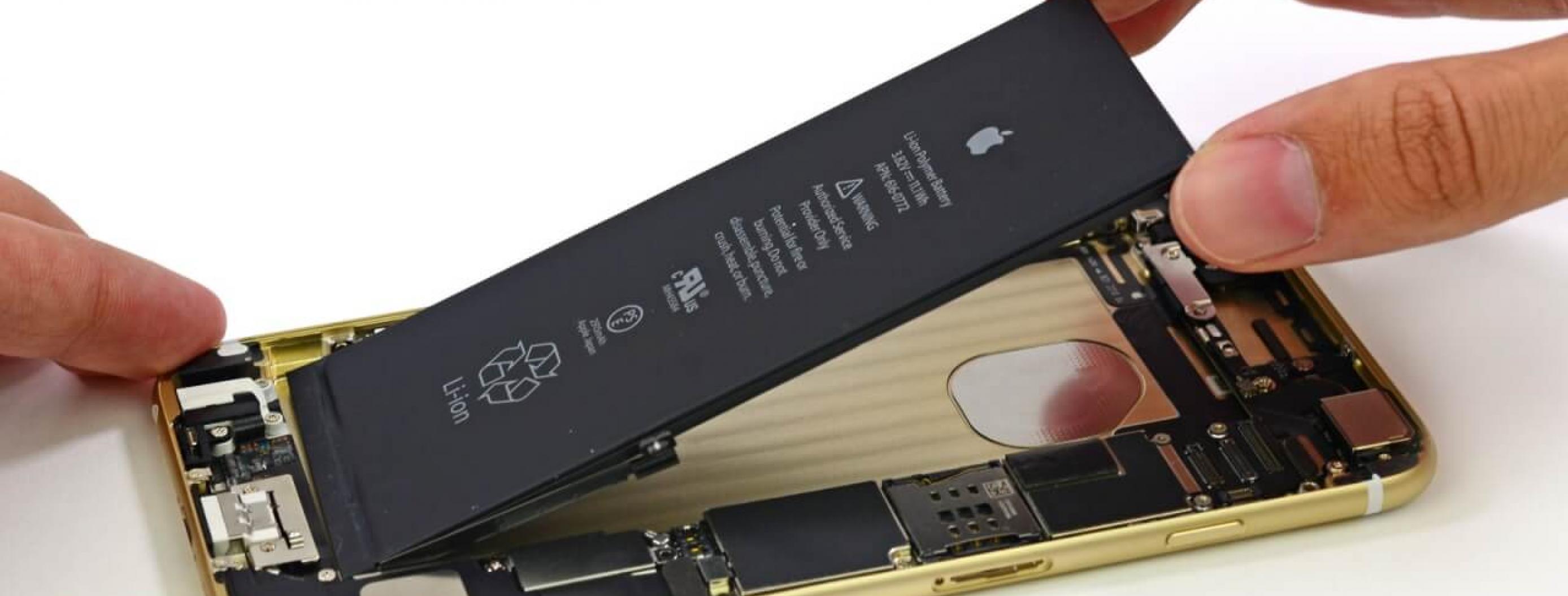 Apple's Battery Controversy Could Cost the Company $10 Billion in Lost Sales